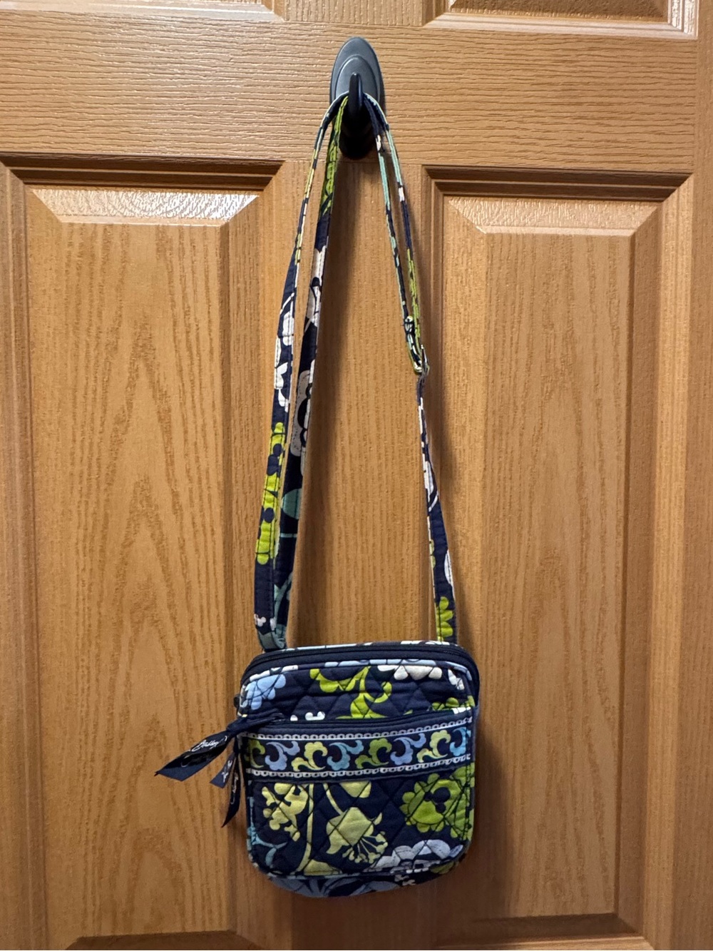 Vera Bradley - Disney - Navy and Lime Quilted Floral Crossbody